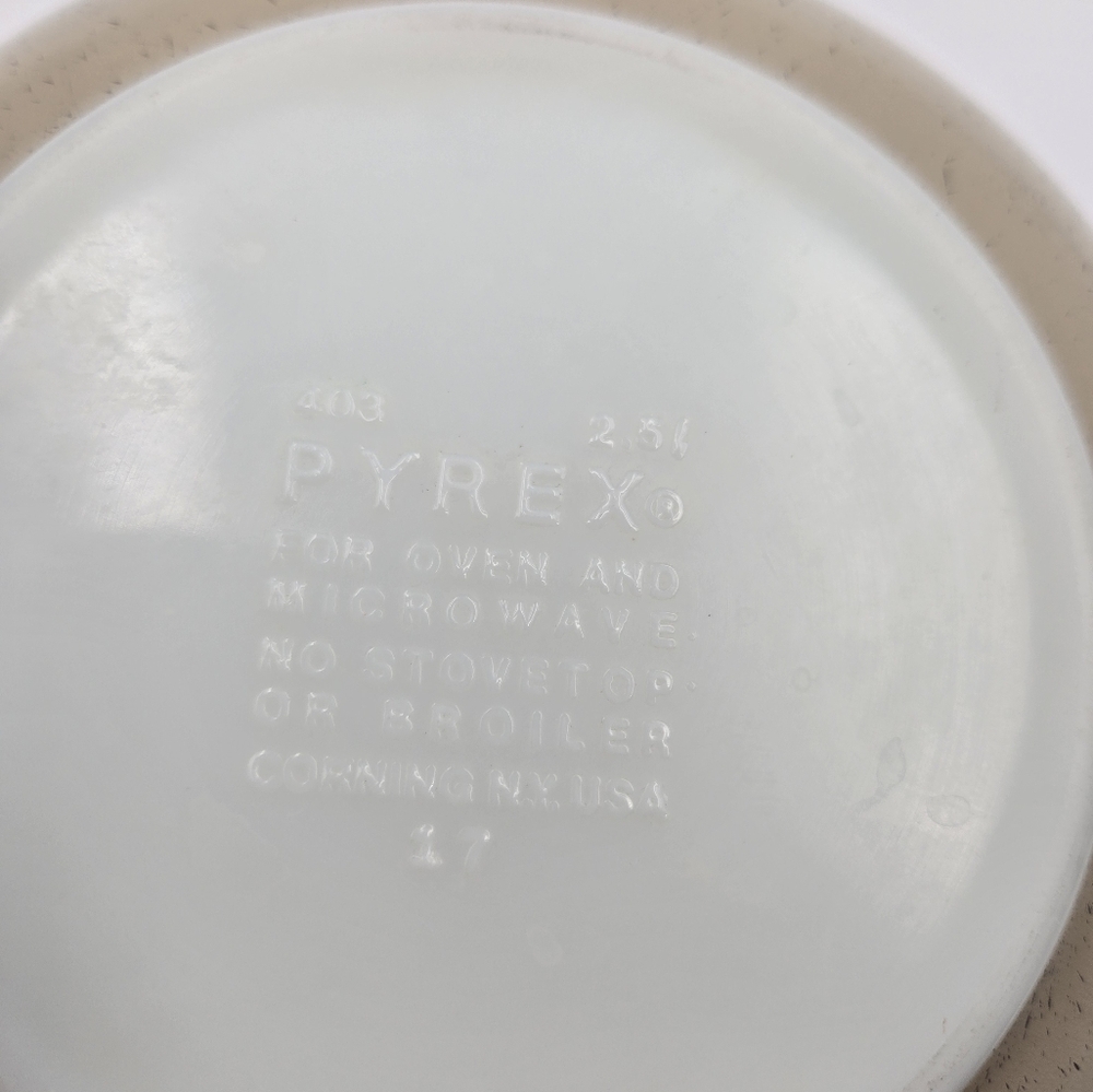 Pyrex Homestead #403 - Picture 6 of 6